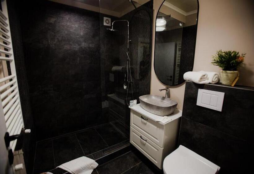 اتاق استاندارد با بالکن, Avangarde Sea Luxury Apartments