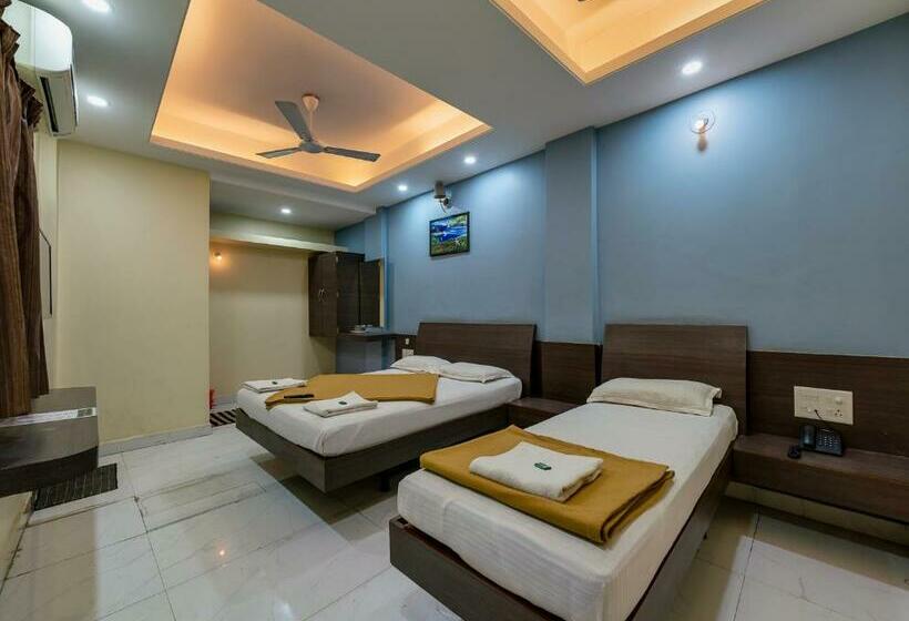 Трехместный Номер Superior, Radhakrishna Couple Friendly