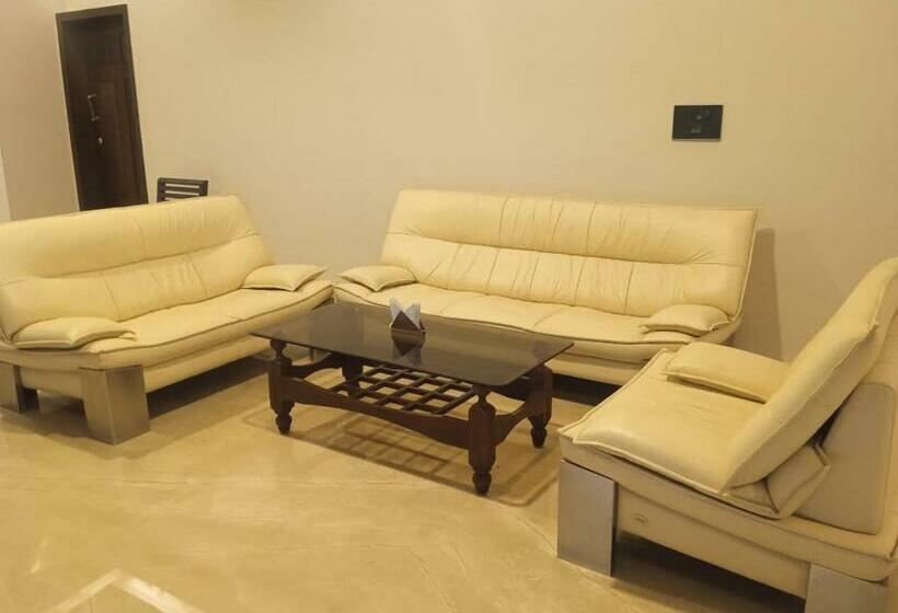 带大床的豪华间, Uva Sands Beach Resort