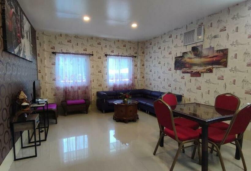 풀장 전망 스위트, Margie S Place And Coffee Shop Inc