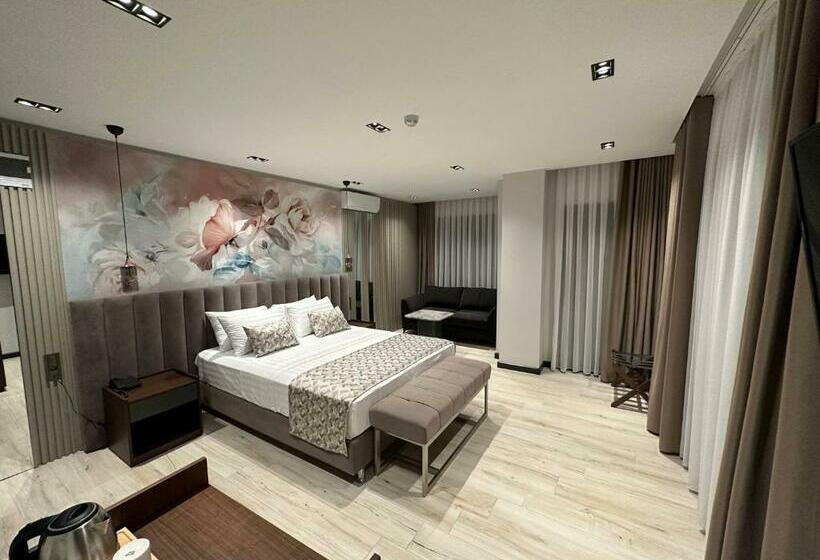 اتاق استاندارد با تخت بزرگ, La Miel Suites