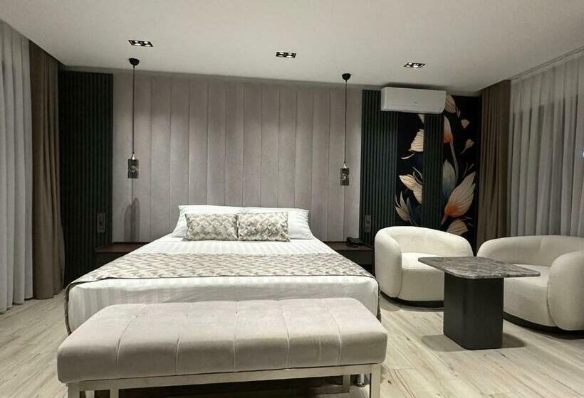 اتاق استاندارد با تخت بزرگ, La Miel Suites