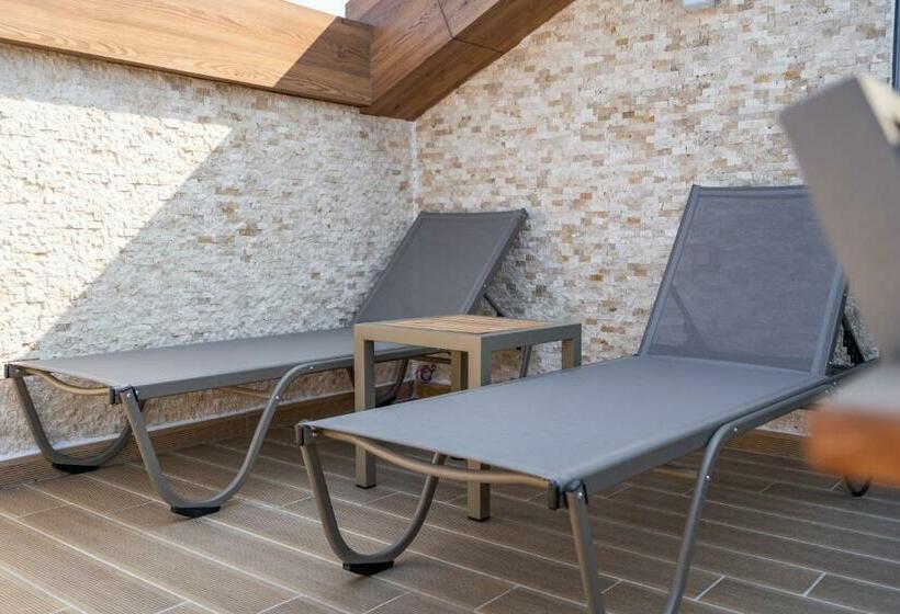 اتاق استاندارد با تراس, La Miel Suites