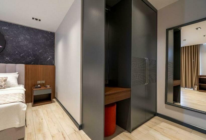 اتاق استاندارد, La Miel Suites