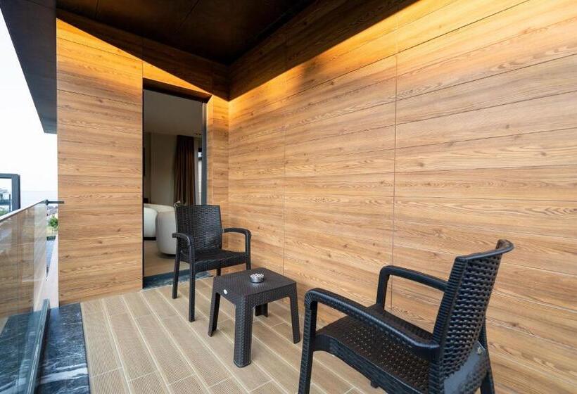 اتاق استاندارد با تخت بزرگ, La Miel Suites