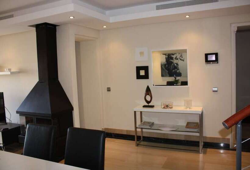 Апартаменты Пентхаус 2 Спальни с Бассейном, Bahía Boutique Apartments