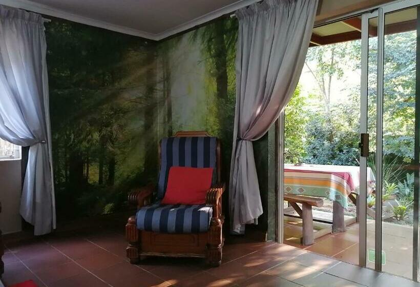 Хижина, Dublin Guest House