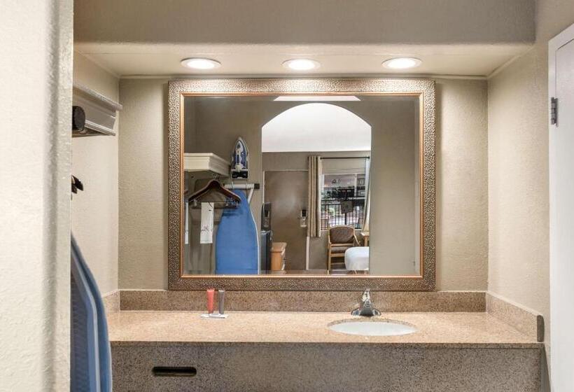 Номер Стандартный Кровать Куин, Pearl On The Concho Surestay Collection By Best Western