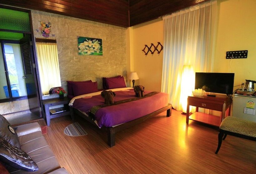 اتاق لوکس با چشم‌انداز باغ, White Sand Beach Resort