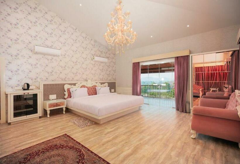 Королевский Люкс, Urmilaa Green County Resort 35 Km From Kolhapur
