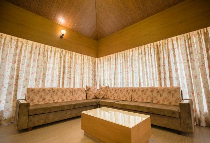 Люкс, Urmilaa Green County Resort 35 Km From Kolhapur