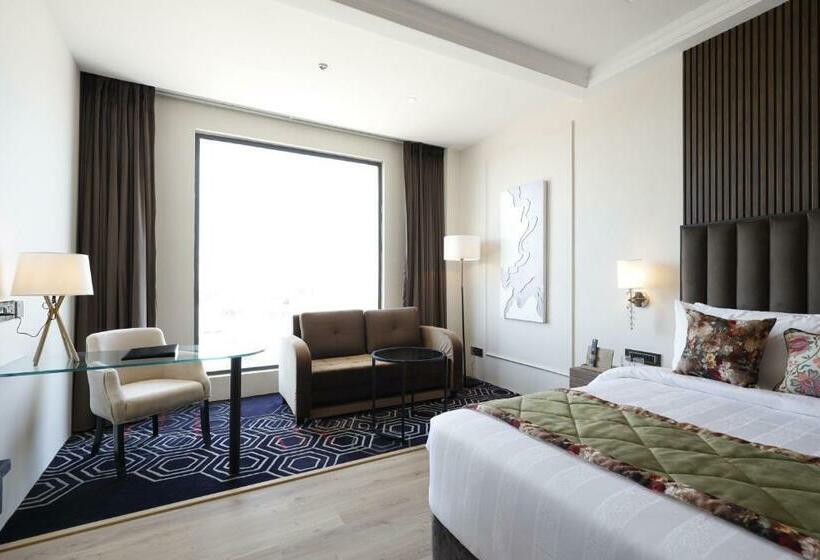 اتاق سوپریور با تخت بزرگ, Fortune Ranjit Vihar, Amritsar  Member Itc S Hotel Group