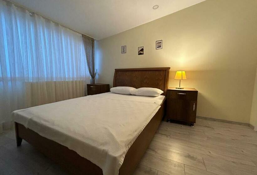 اتاق لوکس, Naval Hotel Yalova