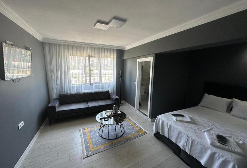 Номер Стандарт с Балконом, Arena Resort Otel Kagıthane