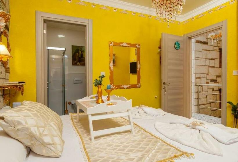 Quarto Estandar com Terraço, Lamur