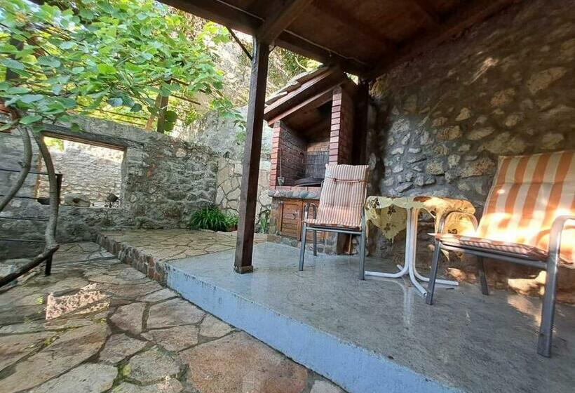 آپارتمان 2 خوابه, Guest House Pocitelj