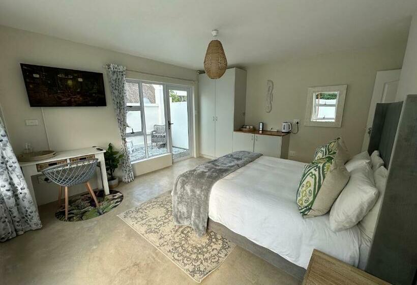 Номер Стандарт, Adrift Guesthouse St Francis Bay