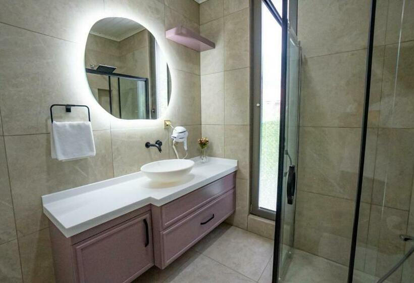 Номер Стандарт Вид на Бассейн, Cirali Hestia Lodge