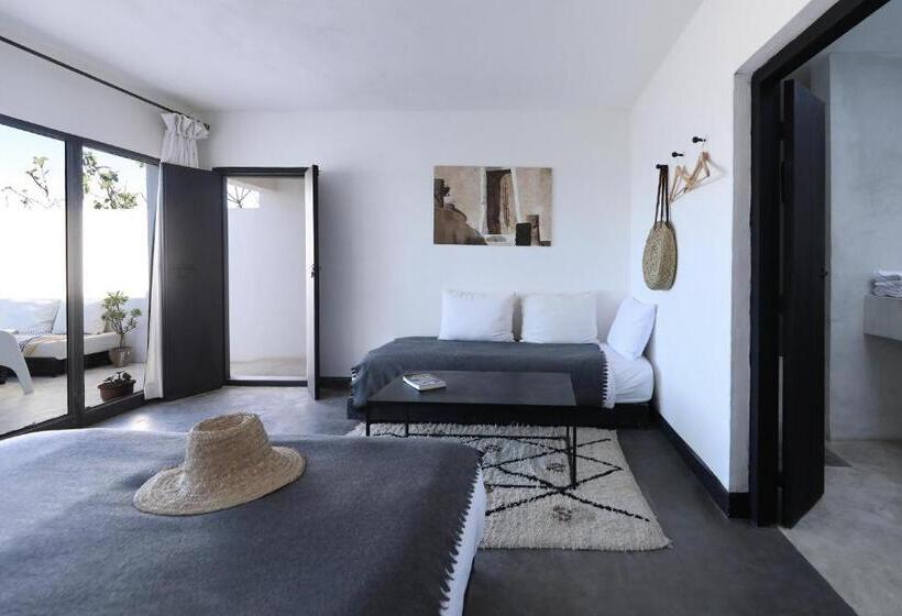 Deluxe Suite Sea View, El Manzar