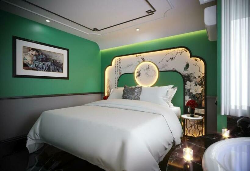 اتاق لوکس, Elisa Boutique Saigon
