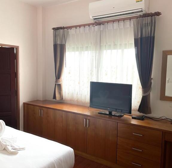Люкс, Chaithalay Khanom Resort