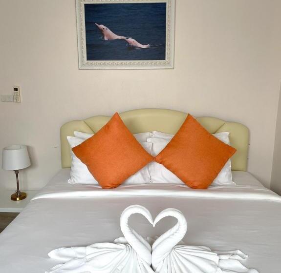 Люкс, Chaithalay Khanom Resort