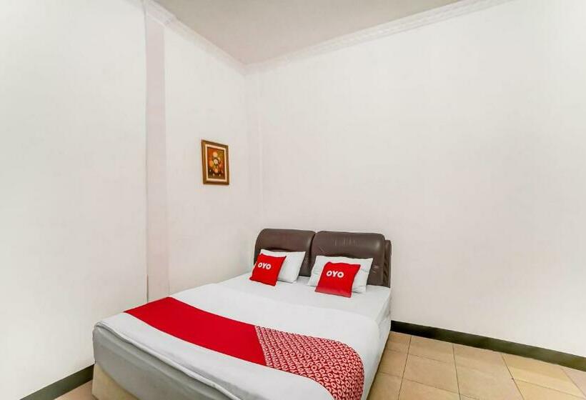 Номер Deluxe, Oyo 90834 Hotel Anugrah