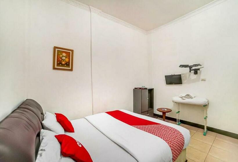 Люкс Повышенной Комфортности, Oyo 90834 Hotel Anugrah