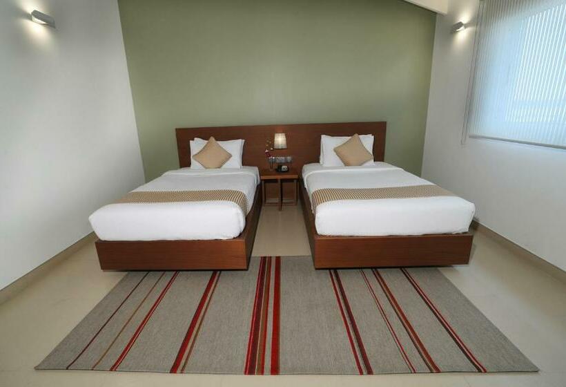 کلبه ییلاقی, Albander Hotel & Resort
