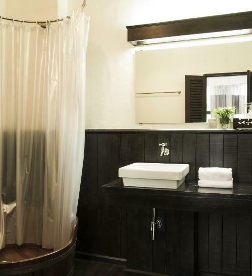 테라스 스위트, Baan Luang Rajamaitri Historic Inn