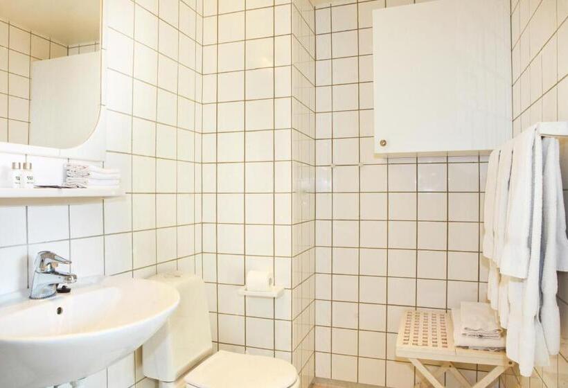 Quarto Estandar, Nora Copenhagen