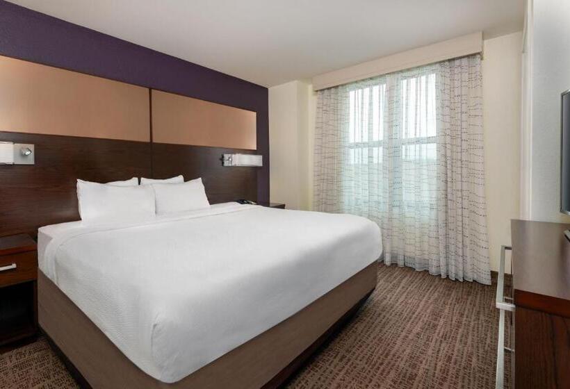 장애인을 위한 스위트, Residence Inn By Marriott Charlottesville Downtown