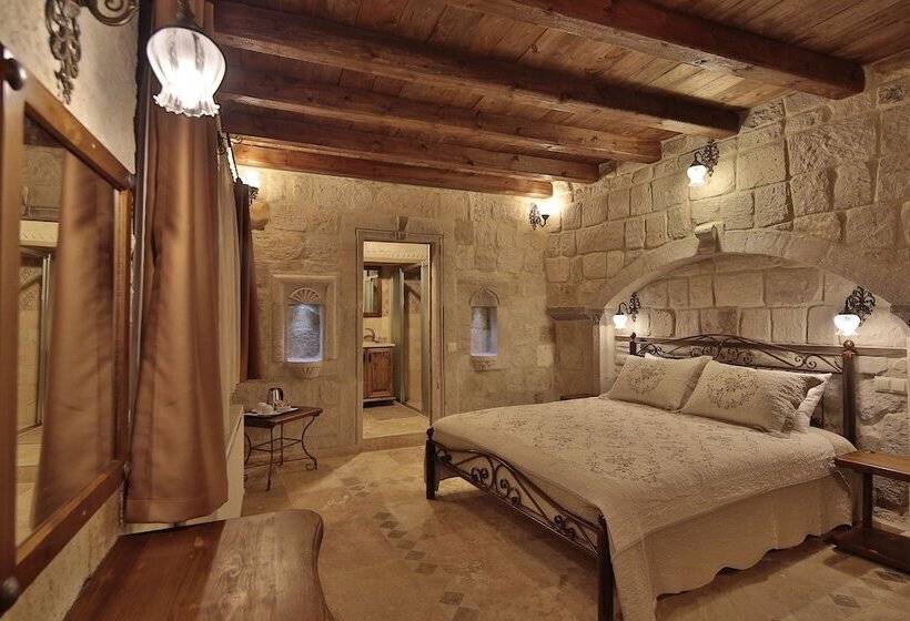 اتاق لوکس با بالکن, Vista Cave