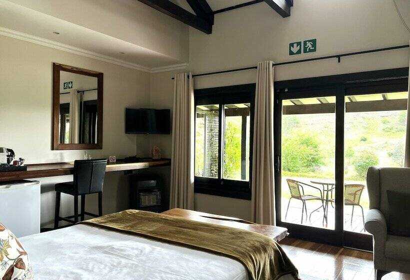 Номер Deluxe, Malachite Manor