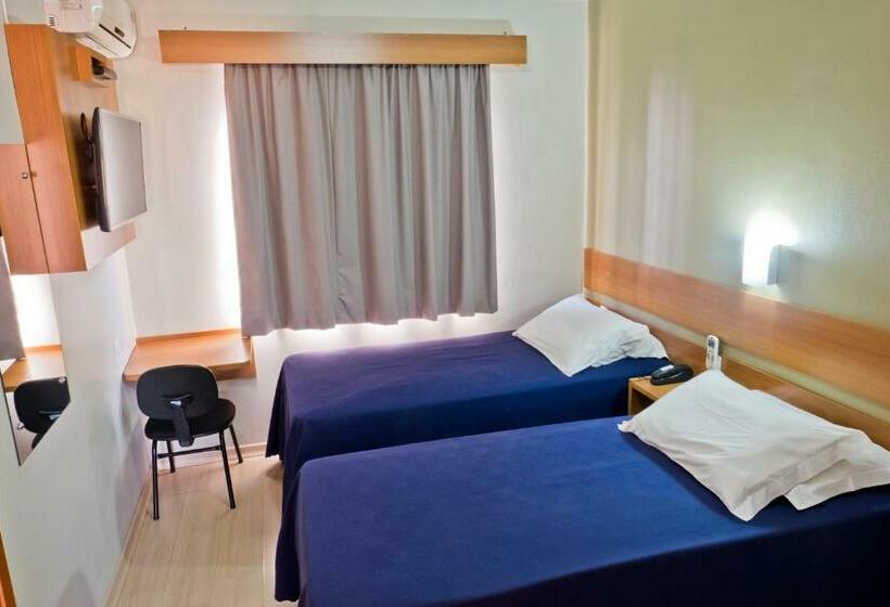디럭스 룸, Tri Hotel Centro Chapecó