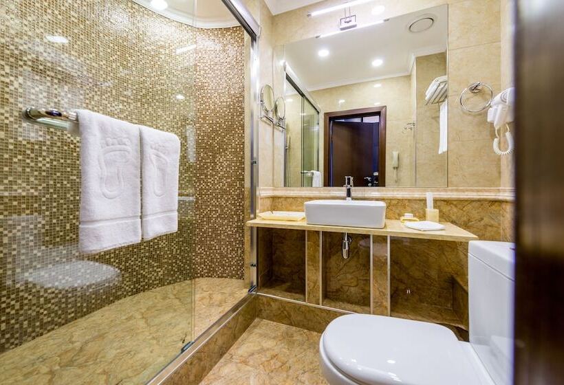 غرفة عائلية, Reston Hotel & Spa