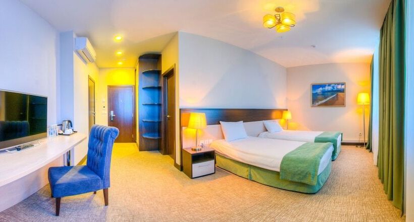 家庭间, Reston Hotel & Spa