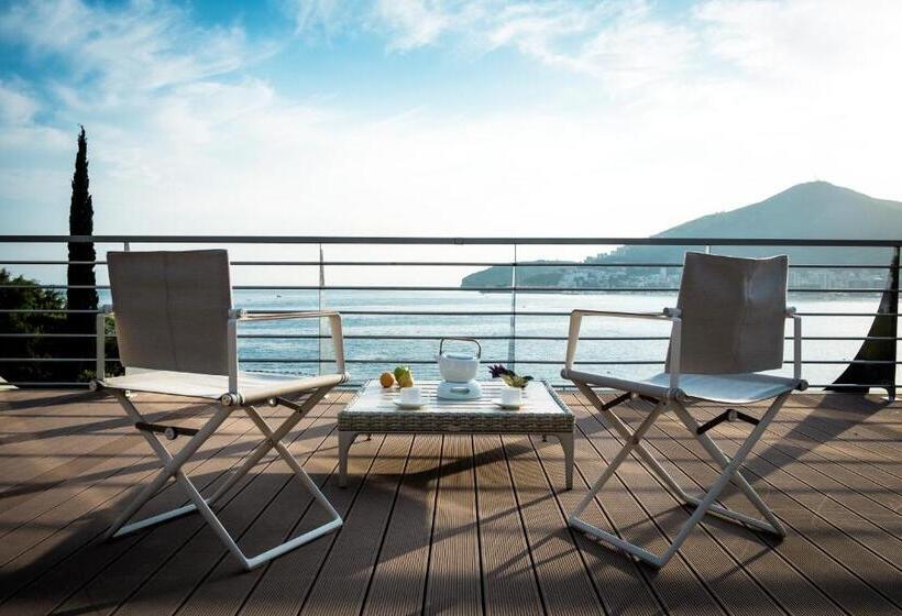2 Bedroom Deluxe Apartment Sea View, Dukley Hotel & Resort