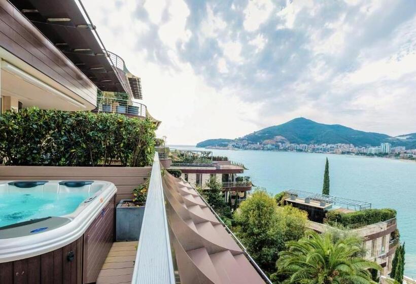 2 Bedroom Deluxe Apartment Sea View, Dukley Hotel & Resort