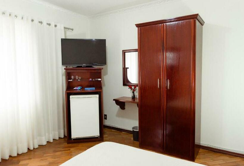 스탠다드 룸, Castelar Novo