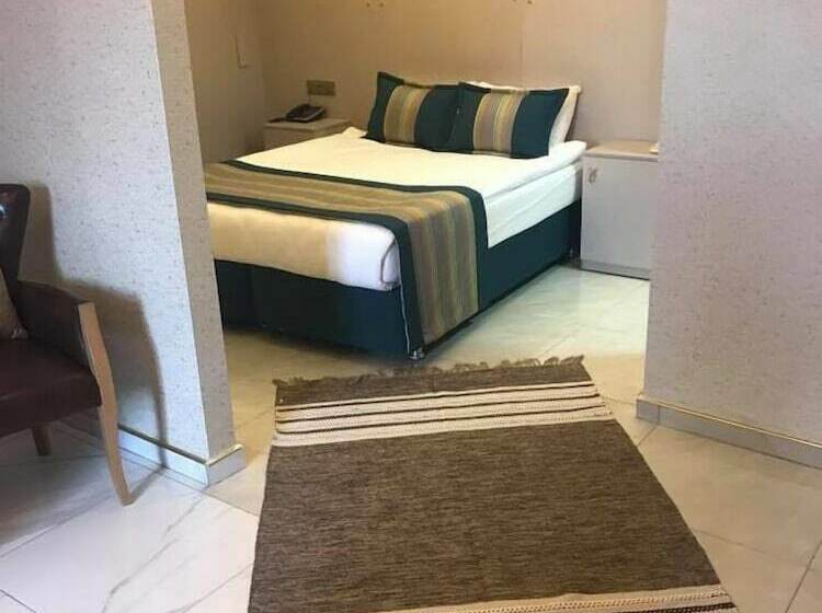 اتاق استاندارد, Nun Otel