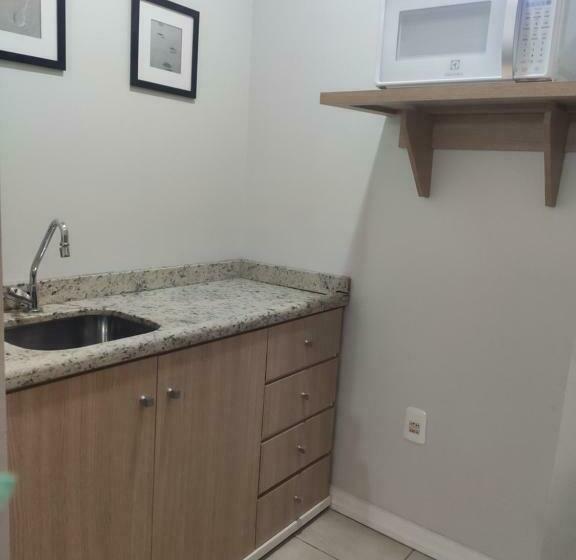 Quarto Deluxe, Igaras