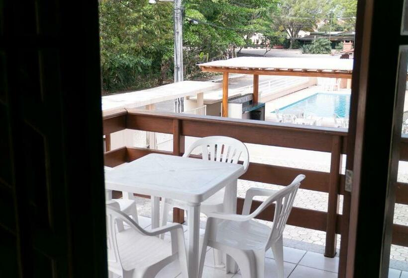 Apartamento 2 Dormitórios, Mestre Lord Apart