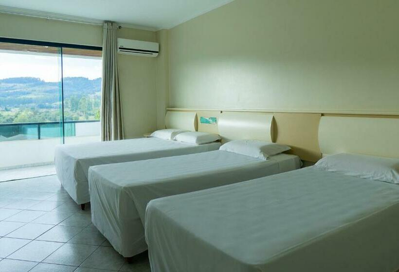 חדר דלוקס לשלושה, Pratas Thermas Resort