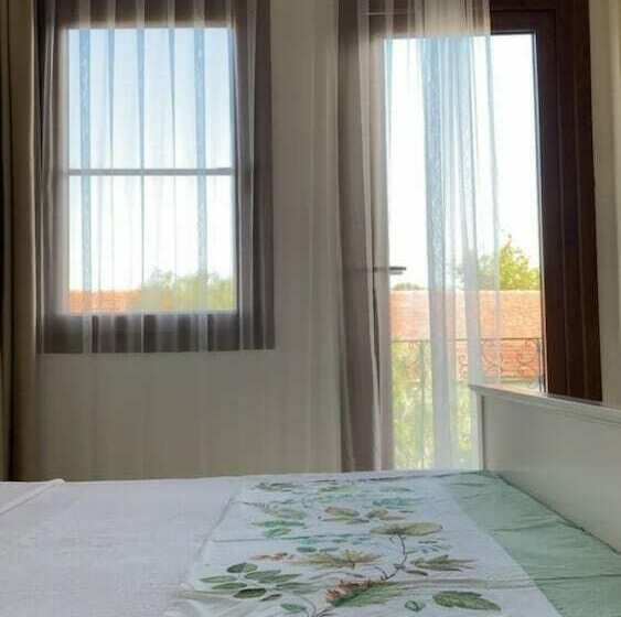 Номер Стандарт с Балконом, Cunda Eren Otel