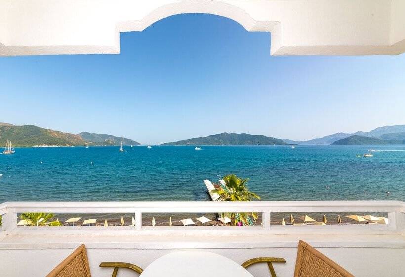 اتاق استاندارد سه نفره, Honeymoon Beach Otel