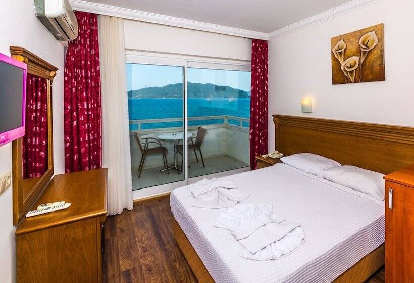 اتاق استاندارد سه نفره, Honeymoon Beach Otel