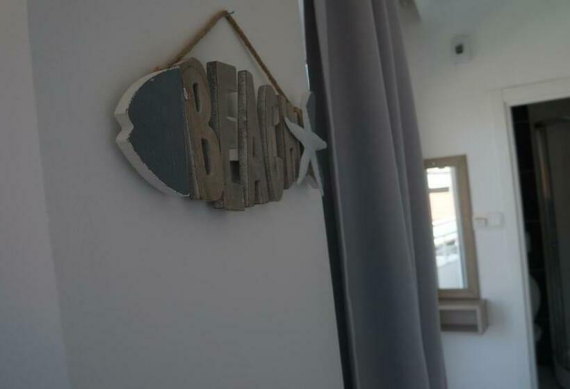 Quarto Estandar com Sacada, Marine