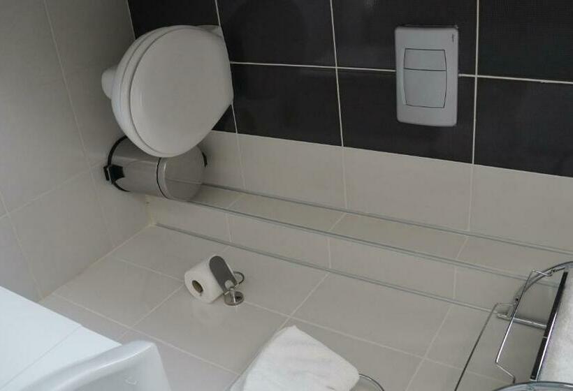 Quarto Estandar com Sacada, Marine