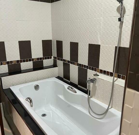 Семейный Номер, Banana Place Resort